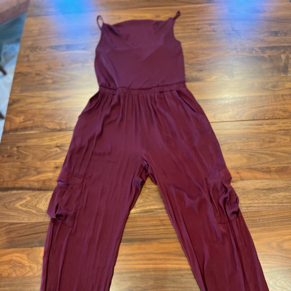 Gilli Maroon Sleeveless Jumpsuit